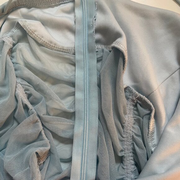 Blue Mesh Tank Top - Picture 4 of 4